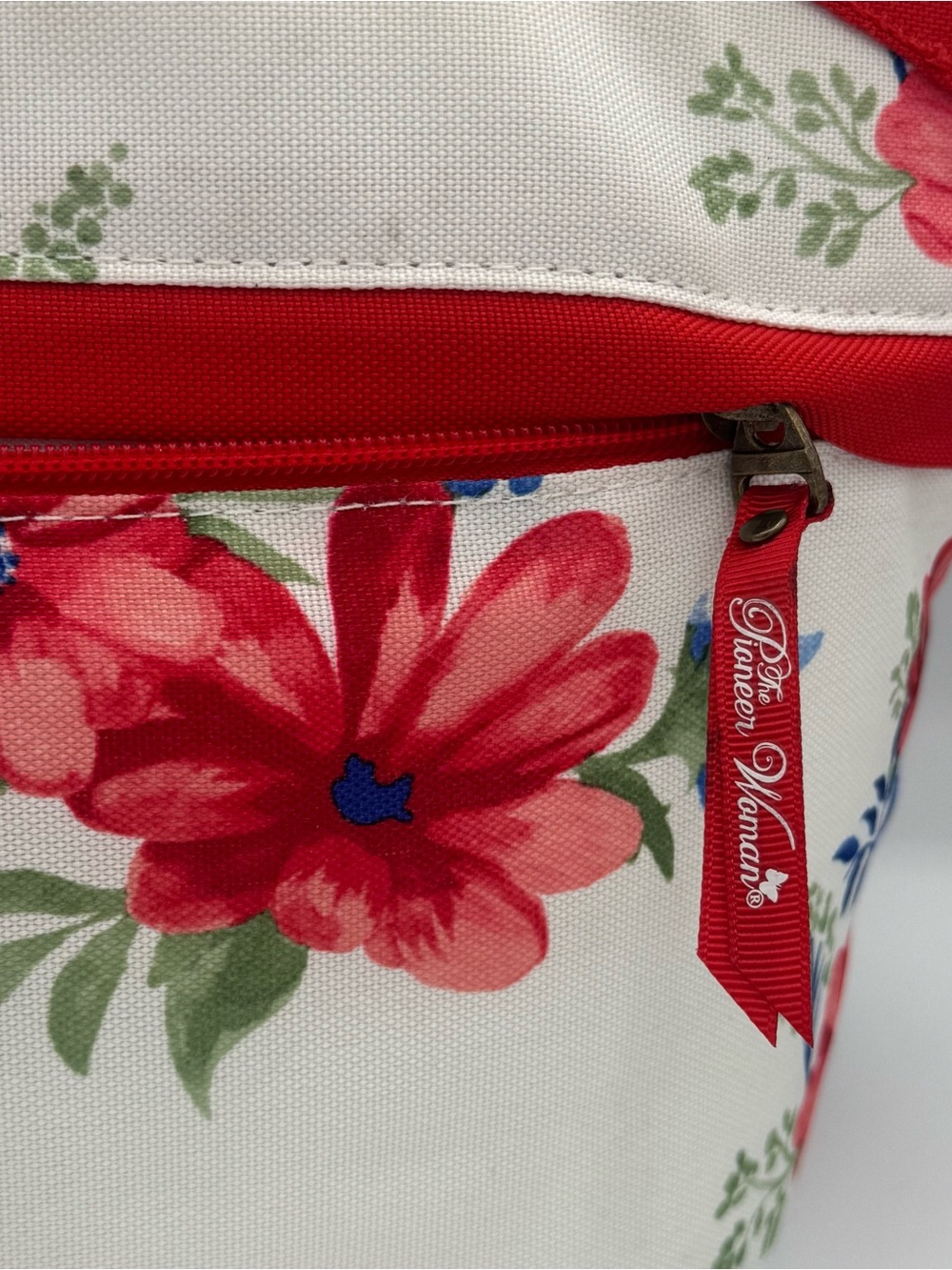 The Pioneer Woman Vintage Cluster Floral Print Insulated Lunch Tote Cooler Bag - Picture 8 of 11